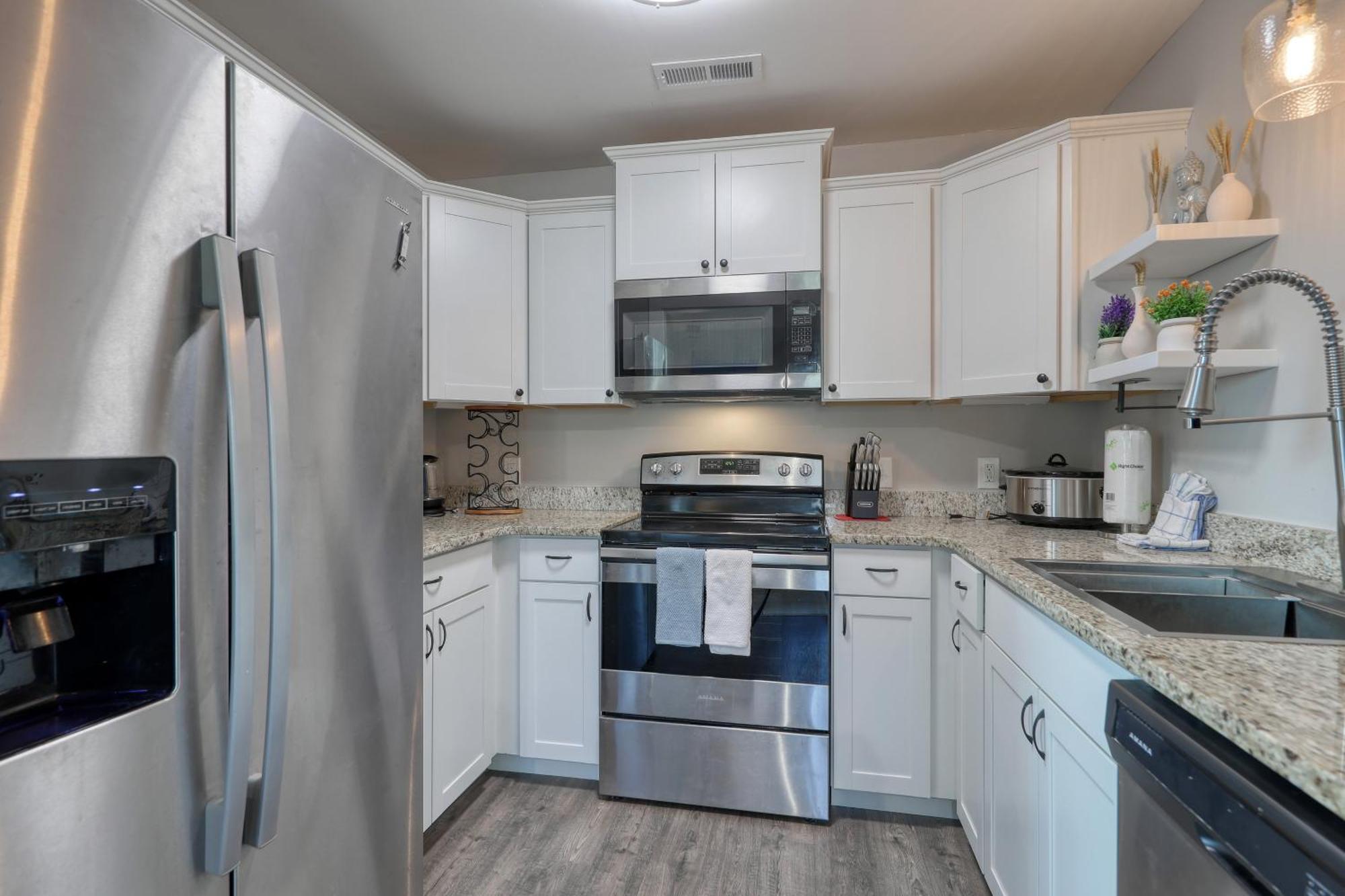 فيلا 1408 Perrin Dr, Unit A - Ocean Walk Sleeps 8 شاطئ ميرتل المظهر الخارجي الصورة